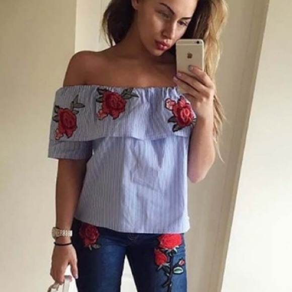 Off the shoulder embroidery top - Picture 2 of 5